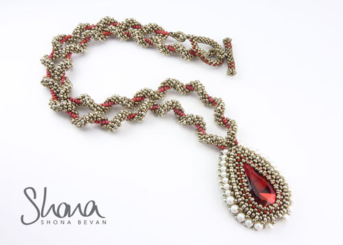 Droplet Necklace in red (2023)